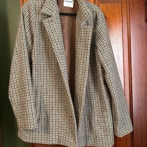 Old Navy Women's Houndstooth Blazer in Tan and Black